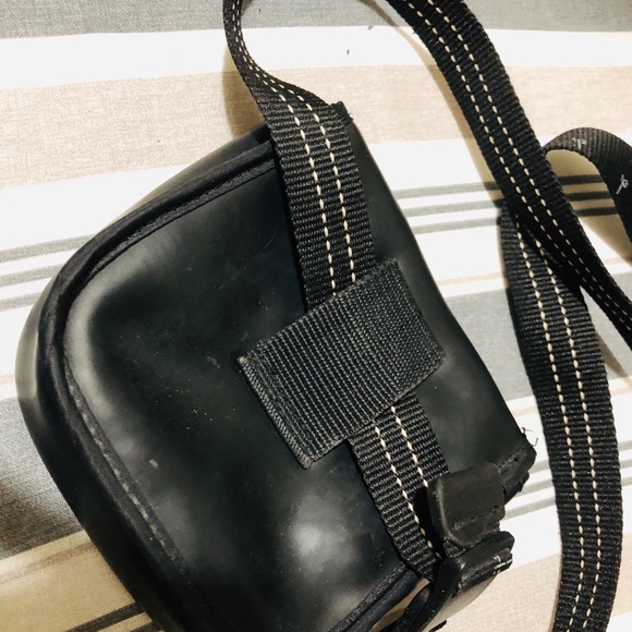 Shoulder pouch - Picture 3 of 3